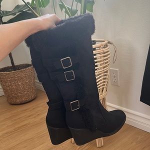 Black wedge winter boots. Size 8